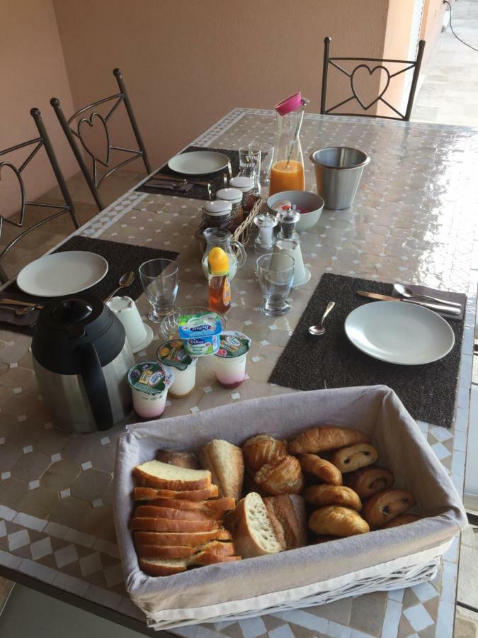 Domaine Le Mas Sans Soucis Bed and Breakfast Fayence Eksteriør billede